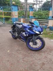 YAMAHA R15 V3